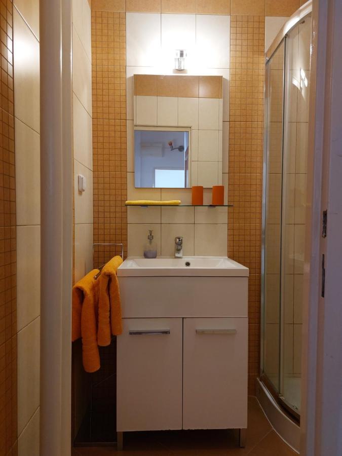 Apartman Merry Bratislava Esterno foto