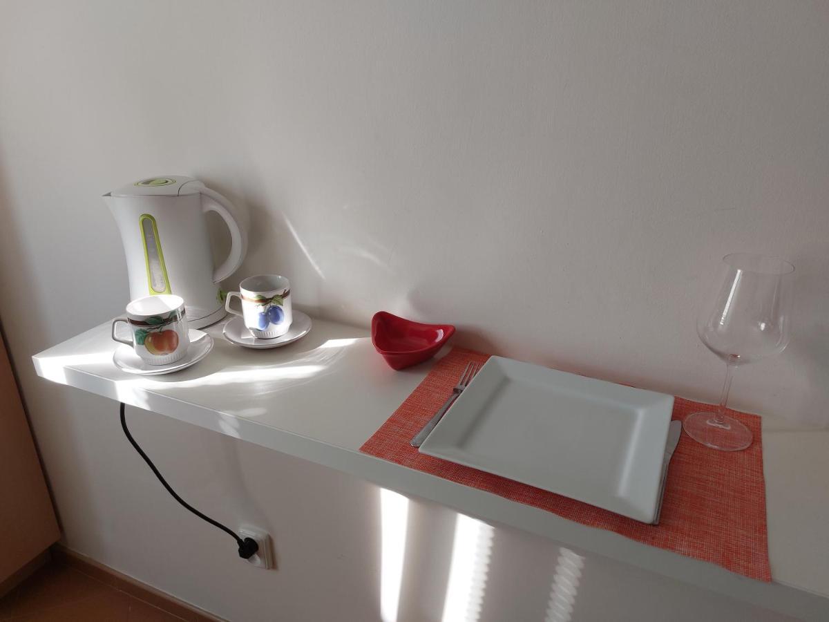 Apartman Merry Bratislava Esterno foto